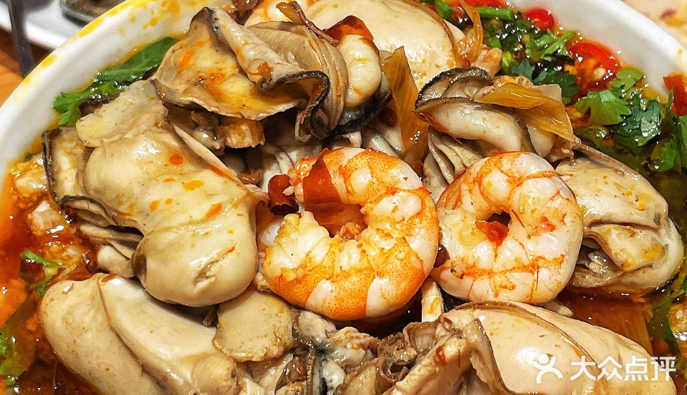 在这里！一天吃四顿根本停不下来🤣