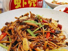 -川流不息·地道川菜·小龙虾(松东路店)