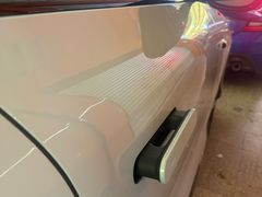 -鲨鱼皮汽车凹陷玻璃修复(静安店)