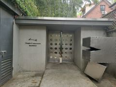 -穹六人间 people 6(岳阳路店)