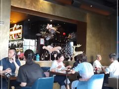 -YUE·6·西式融合餐厅(外滩六号店)