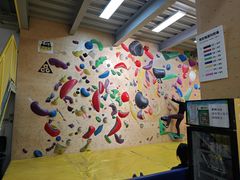 -问山MountQuest攀岩馆