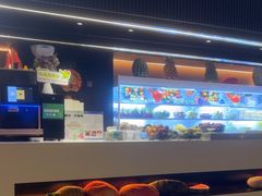 -涨巢·潮玩水疗局