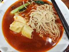 -牛吃草牛肉面(翠柏路店)