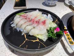 中山脆肉鲩片-顺德公广东猪肚鸡·煲仔饭(白石洲店)