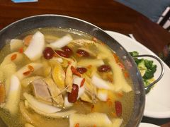 -蜈支洲岛珊瑚酒店临海阁中餐厅
