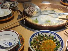 -洱火云南酸菜牛肉火锅(石景山当代商城店)