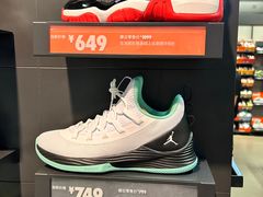 -上品折扣(回龙观店)