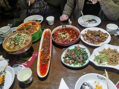 -东口码头·烧鸽子·鱼头泡饼·地方菜(金鹰悦城店)