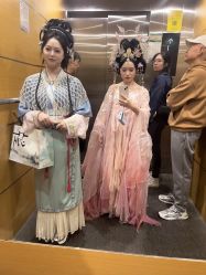 -一揽芳华汉服旗袍体验馆(拙政园店)