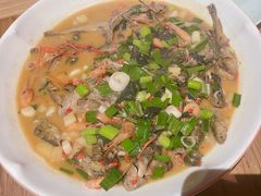 -头上红煨盐鸡·非遗院子餐厅