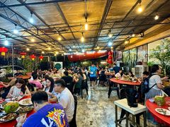 -大树下海鲜饭店