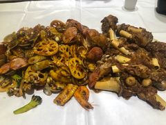 -小柒家第一锹东北菜(城关店)