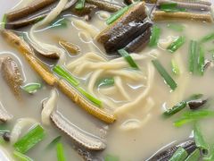 -三百碗宝应长鱼面(板仓街店)