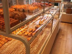 -好利来(高新枫叶广场店)