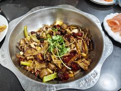 -龙顺园麻辣香锅(机场店)