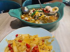 -周渝食惦·酸菜鱼精致川菜(横岗店)