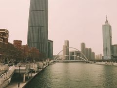 景点-世纪钟