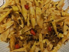 -马老六清真餐饮(西站店)