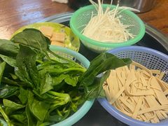 -重庆鸡公煲·青锅花椒鱼(牡丹江路店)