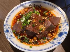 -肖四女乐山跷脚牛肉(南汇大学城生活广场店)