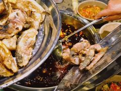 -肖肖酸萝卜鱼火锅(总店)