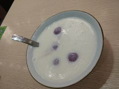 杏仁糊汤丸-佰搭果·广式茶餐厅(西华路店)