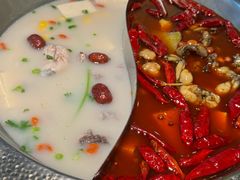 -麻田会 ·鲜活现烹·牛蛙火锅(珠江新城维家思广场店)