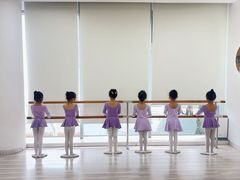 -小荧星艺校(浦东中环分校)