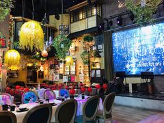 大堂-临界音乐酒馆·小龙虾·江湖菜(华熙LIVE·鱼洞店)