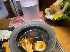 -呷哺呷哺(凯旋广场店)