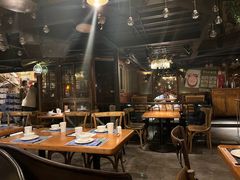 -胡桃里音乐酒馆(环亚凯瑟琳广场店)