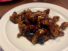 黑蒜糖醋里脊-肆海小川菜酒馆Wine Bistro (青年路店)