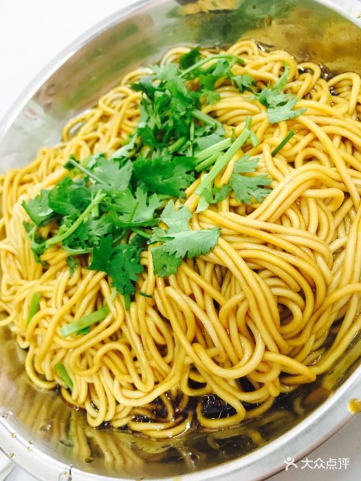 温州牛肉馆(真光店)牛筋拌面图片 - 第1张