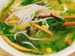 金牌过桥米线-德致祥云南过桥米线(云天小苑店)