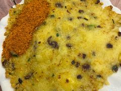 脆哨洋芋粑粑-王万妈卤猪脚(青岩交通路)