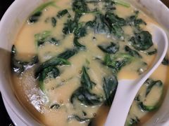 豌豆浸菠菜苗-北京四季酒店·采逸轩