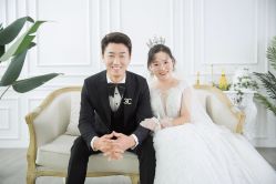 -易摄影婚纱摄影工作室