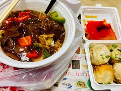 黄焖牛腩饭-咬不得高祖生煎·简餐(高银街店)