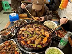 -鸿顺老铁锅美蛙鱼府(解放碑店)
