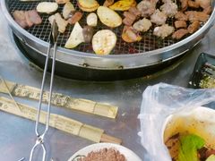 -小辣椒汤锅烧烤(温泉南街店)