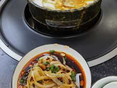 -南渝食府.墨脱石锅松茸鸡