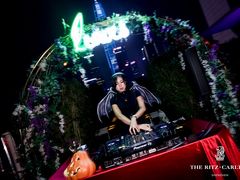 -深圳星河丽思卡尔顿酒店