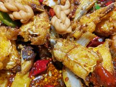 -休记光头香辣蟹干锅店(衣冠庙店)