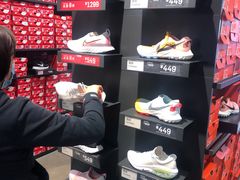 -NIKE上海青浦优选体验店