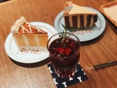 莓果苏打-野路甜点铺(松柏路店)
