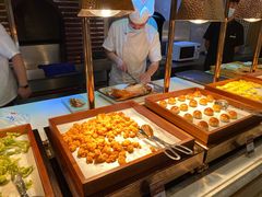 -舜耕山庄四时万和自助餐厅