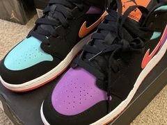 -Air Jordan(世贸天阶店)