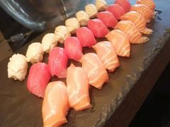 -岷山饭店-芝芝自助餐厅