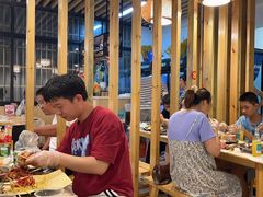 -郑记•不夜城烧烤•龙虾•虾蟹(黄鹤楼店)